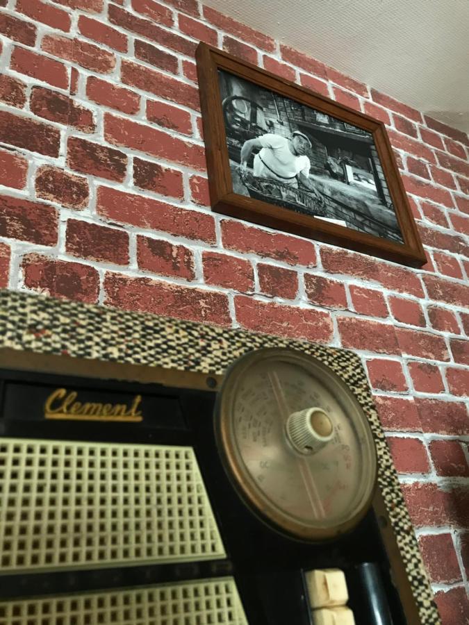 Au Nain Rouge Gite Vintage De Charme 코르메이유 외부 사진